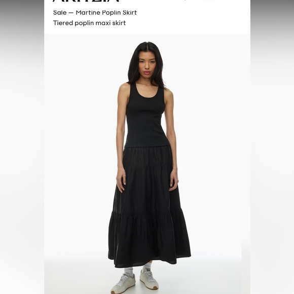 Sunday’s Best Martine Poplin Skirt - Black
Tiered poplin maxi skirt - Picture 3 of 5